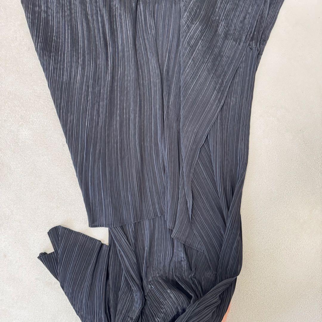 極美品✨PLEATS PLEASE ポンチョ　変形　ブラック　プリーツ