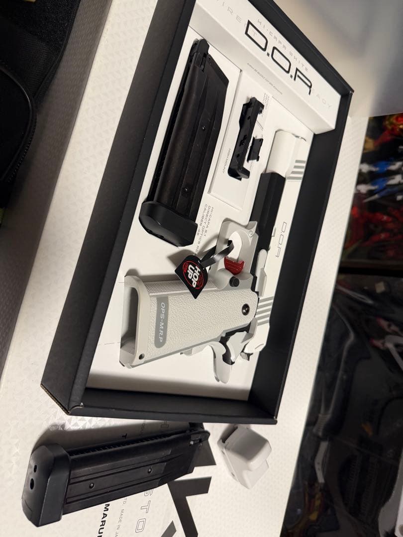 東京マルイ　ハイキャパホワイトDOR プロサイト付き