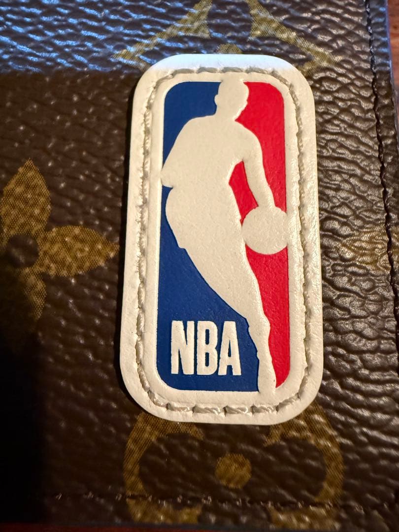 Louis Vuitton LV×NBA 二つ折り財布ルイヴィトン　ヴァージル