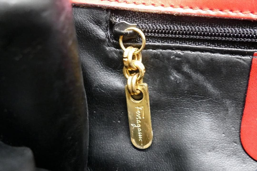 [3393]　＊サルヴァトーレフェラガモ＊　ショルダーバック　赤　ポーチ