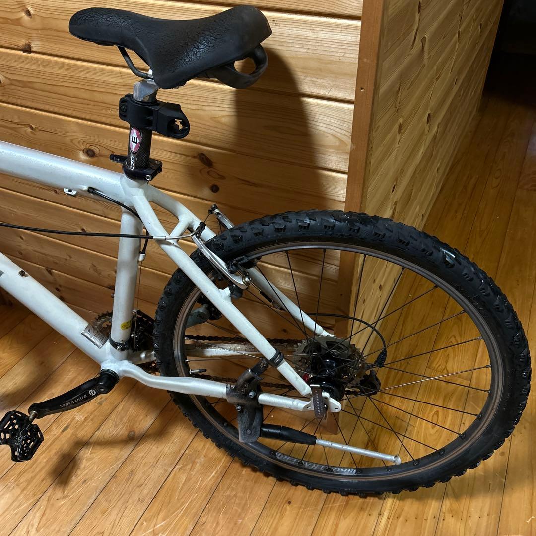  マウンテンバイク 26インチ ホワイト
