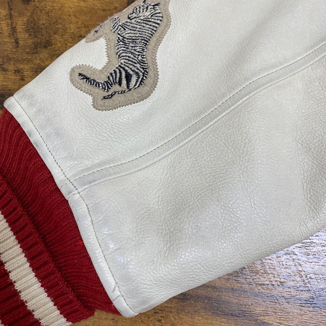 【日本製】『Karl Helmut』ヴィンテージ スタジャン　動物ワッペン　M