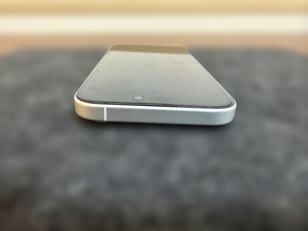 iPhone 16 256GBバッテリー98%