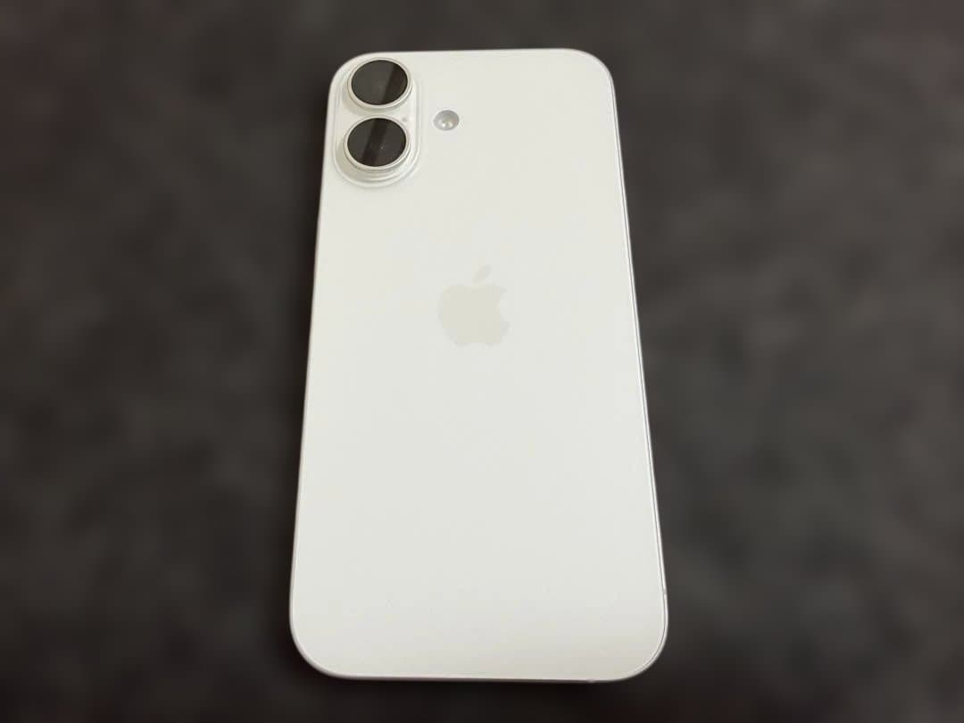 iPhone 16 256GBバッテリー98%