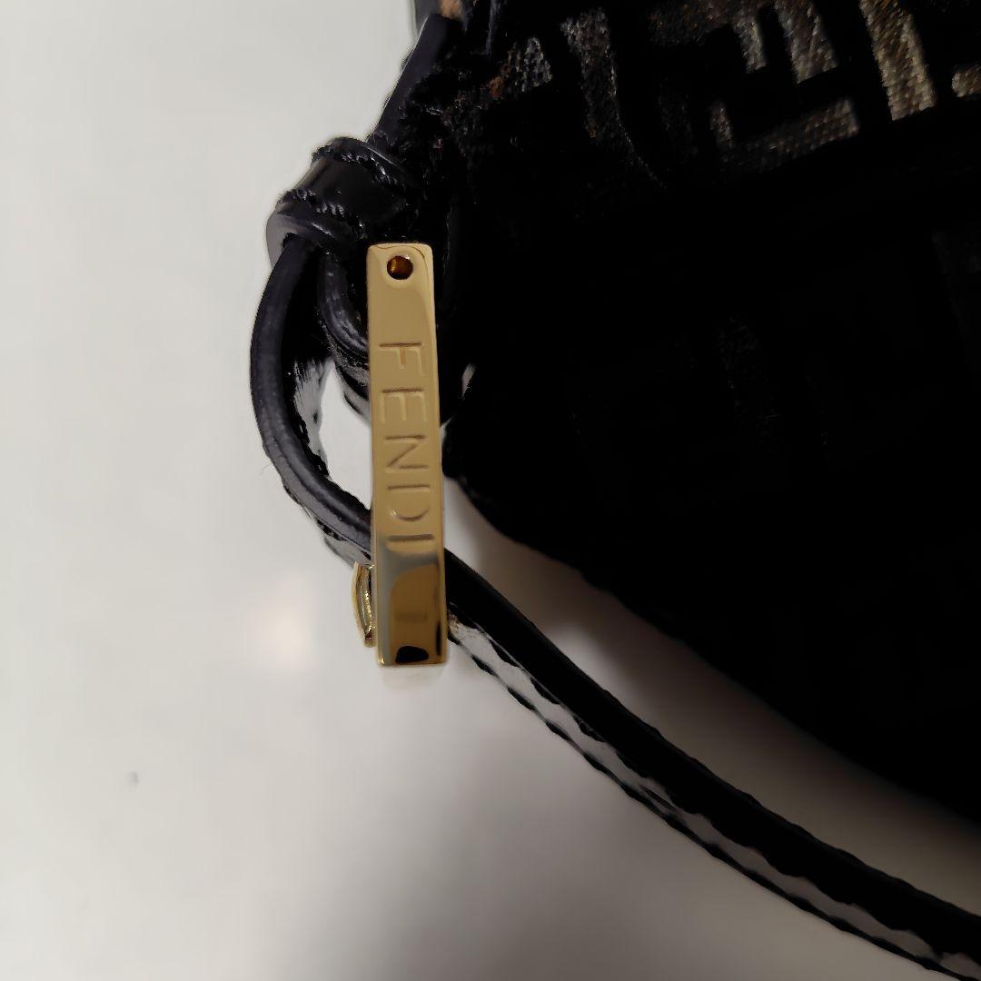 FENDI　ショルダーバッグ　チェーン　ズッキーノ　ベロア素材　保存袋