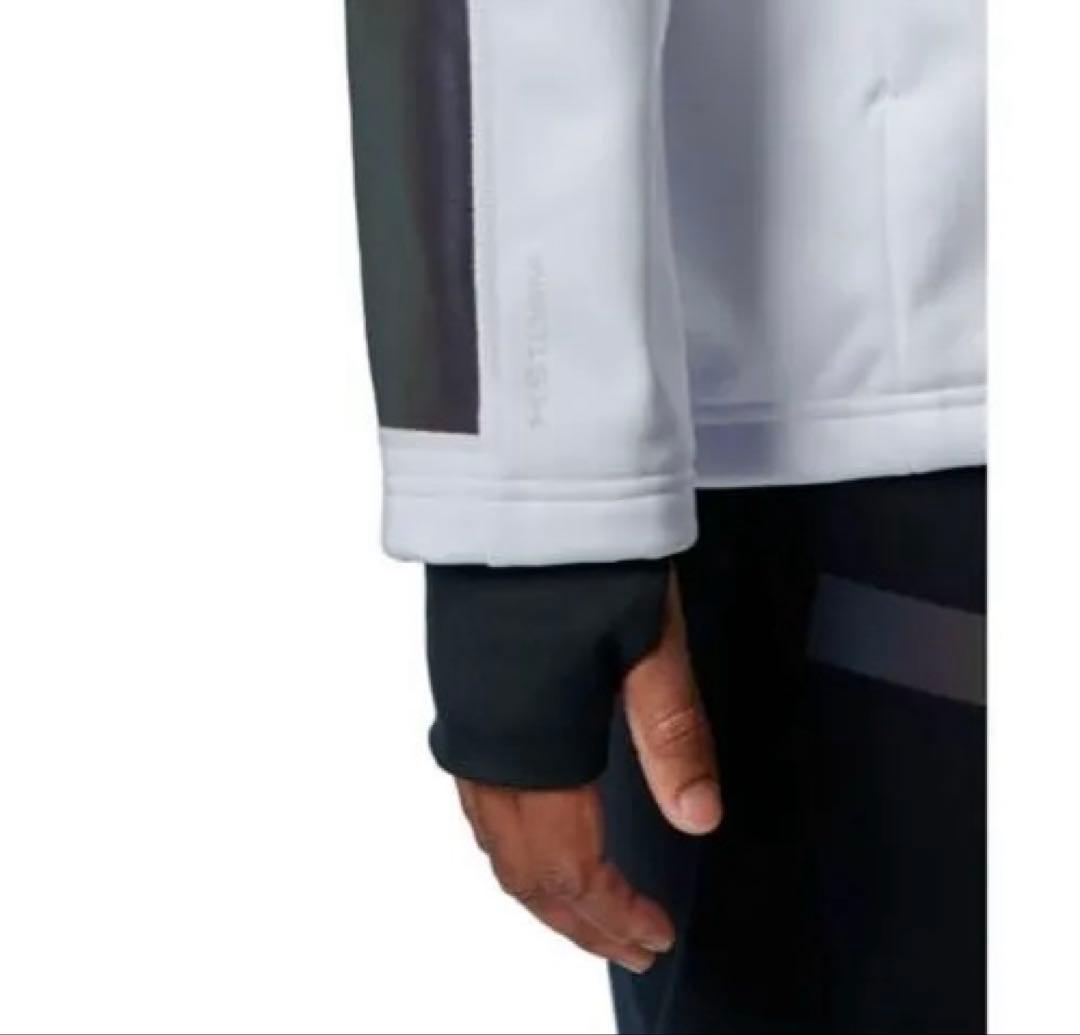 新品　アンダーアーマー　UA ウインターニット　上下　3レイヤー　秋冬　防寒