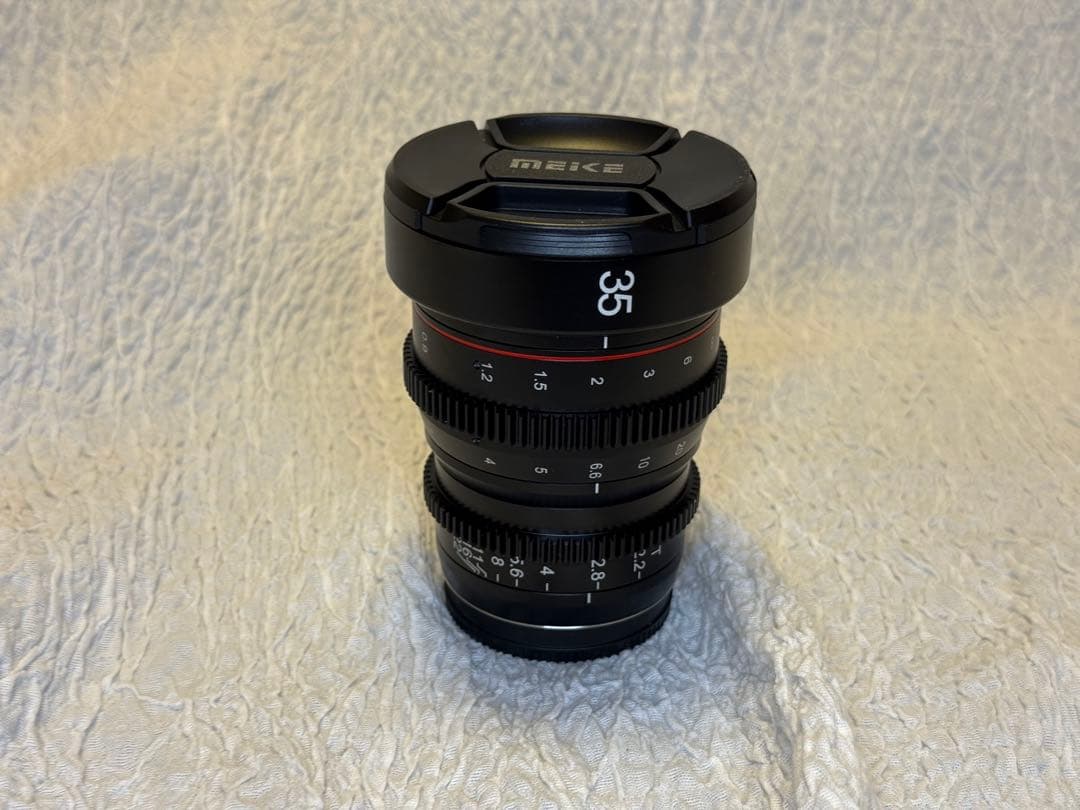 Meike 35mm T2.2 シネレンズ M4/3