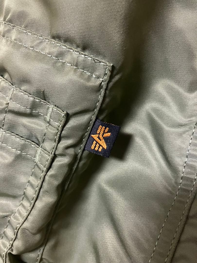 MA-1ジャケット オリーブグリーン