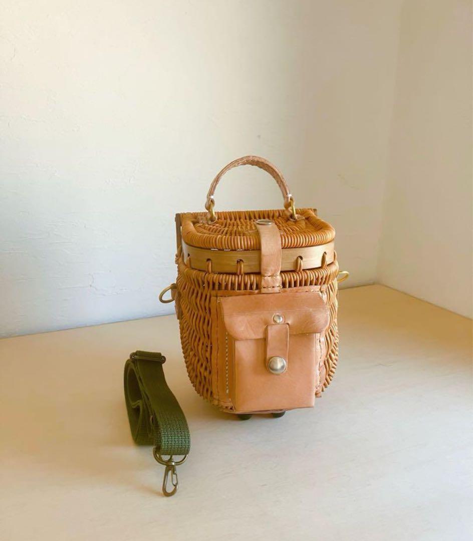 新品ショルダーバスケットSサイズ　ナチュラル色　ストラップ緑