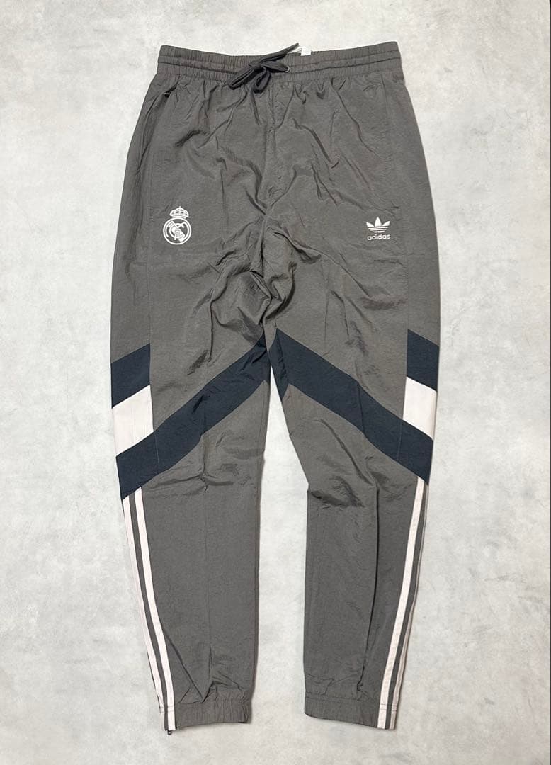 レアル・マドリード M ナイロンパンツ ジャージ ズボン サッカー ピステ