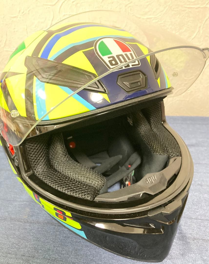 未使用品！！ ヘルメット ロッシモデル AGV K1 SOLELUNA 2017