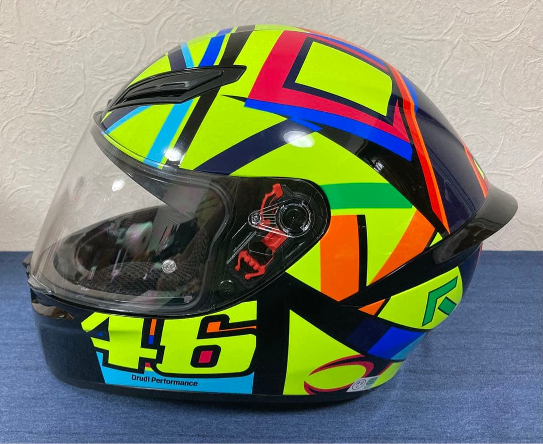 未使用品！！ ヘルメット ロッシモデル AGV K1 SOLELUNA 2017