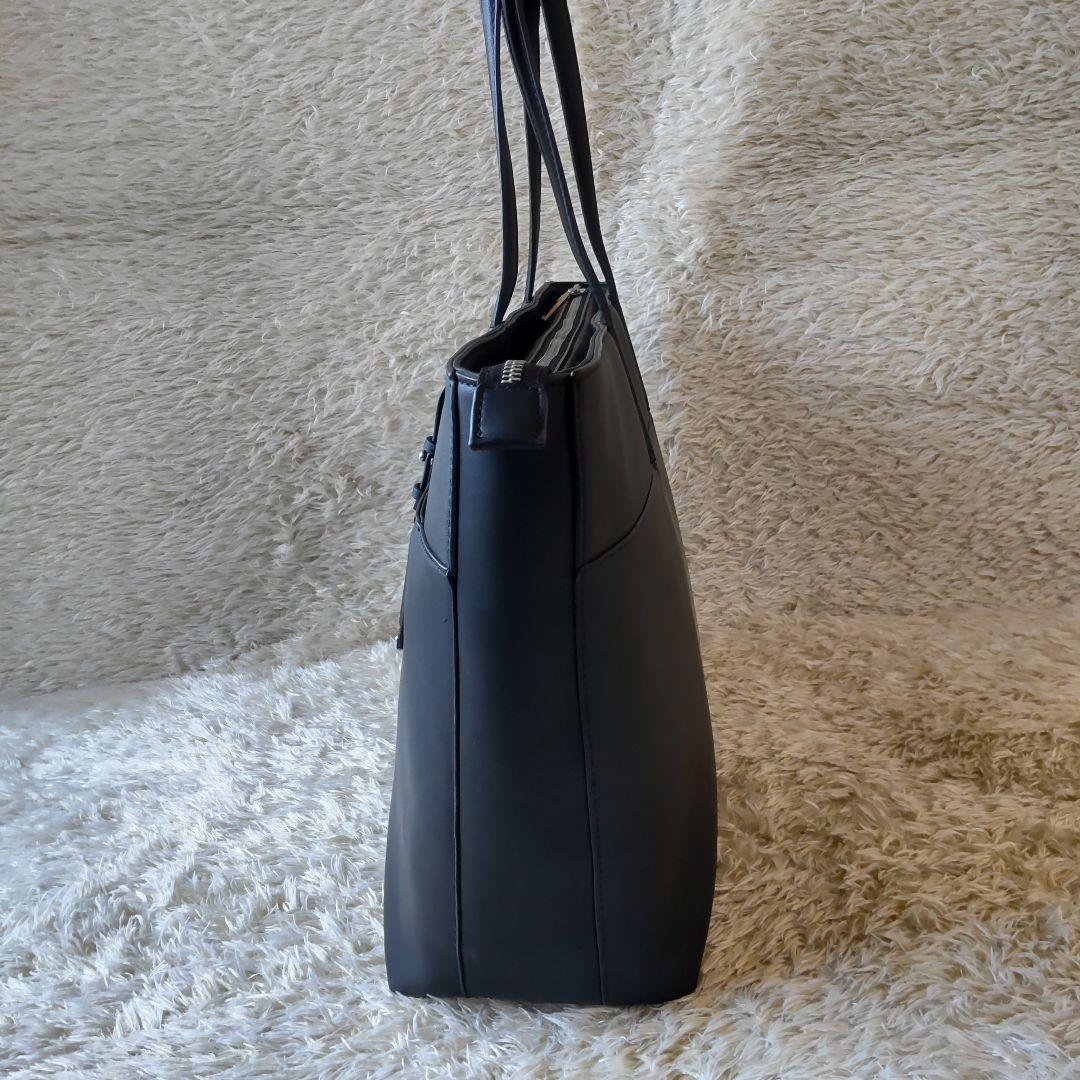 極美品✨シーケーカルバンクライン　ビジネストートバッグ　ブラック　A4収納