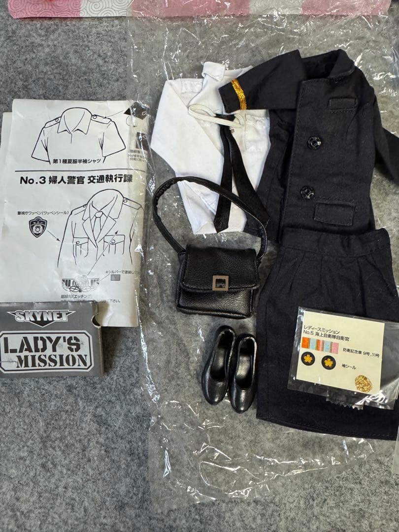 早い物勝ち 1/6フィギュア素体、ヘッド、衣装、小物セット