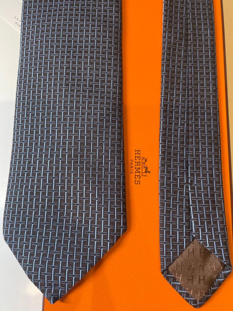 【新品未使用】HERMES ネクタイ ネイビーH総柄 シルク100% 成人式向け