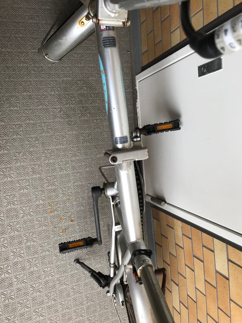折りたたみ自転車 シルバー　引き取り限定‼️乗って帰れます‼️