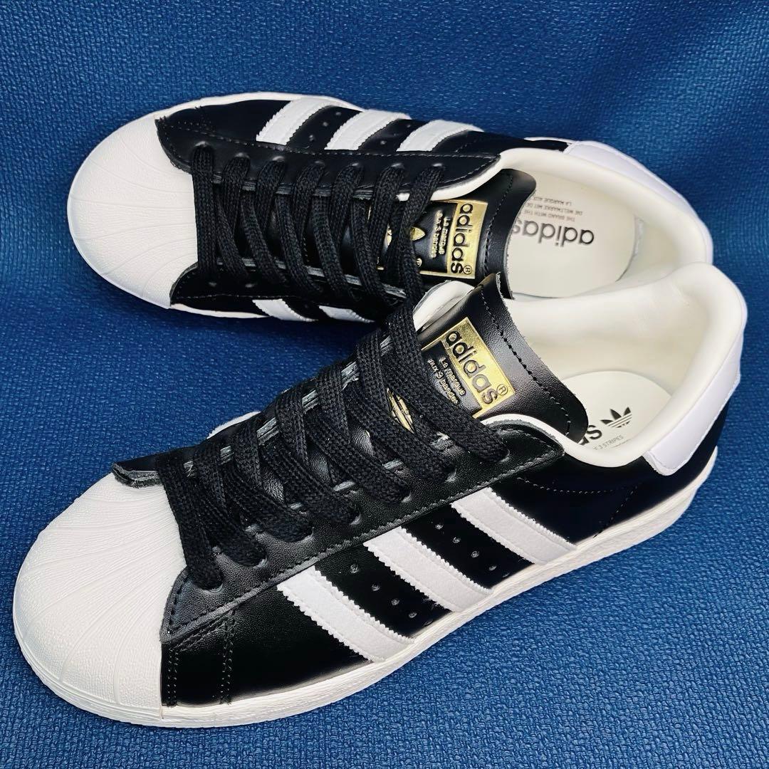【未使用級】adidas 22.5㌢superstar82 IE4195 金ベロ