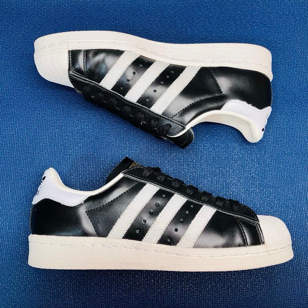 【未使用級】adidas 22.5㌢superstar82 IE4195 金ベロ