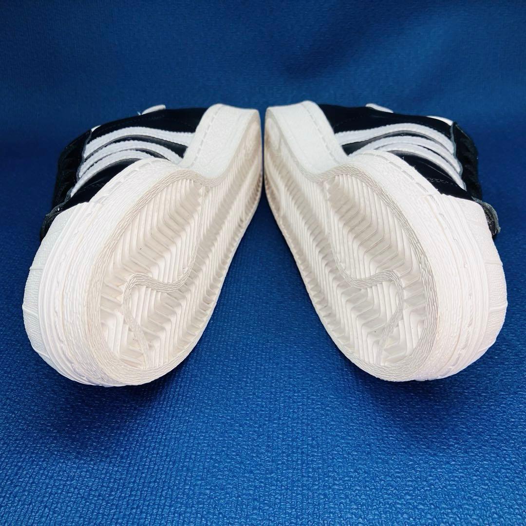 【未使用級】adidas 22.5㌢superstar82 IE4195 金ベロ