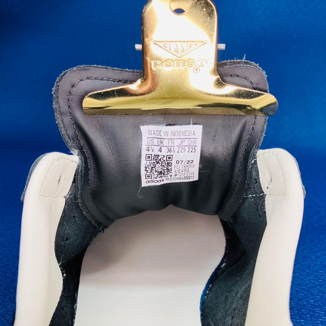 【未使用級】adidas 22.5㌢superstar82 IE4195 金ベロ