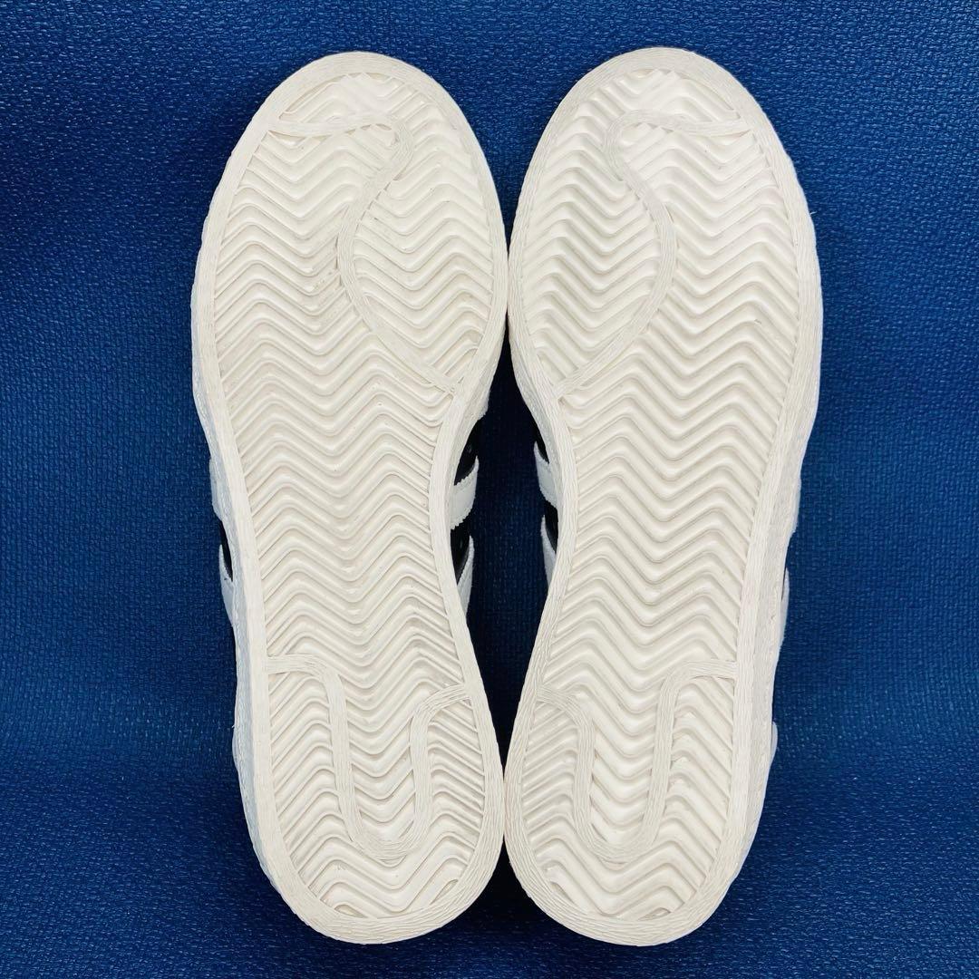 【未使用級】adidas 22.5㌢superstar82 IE4195 金ベロ