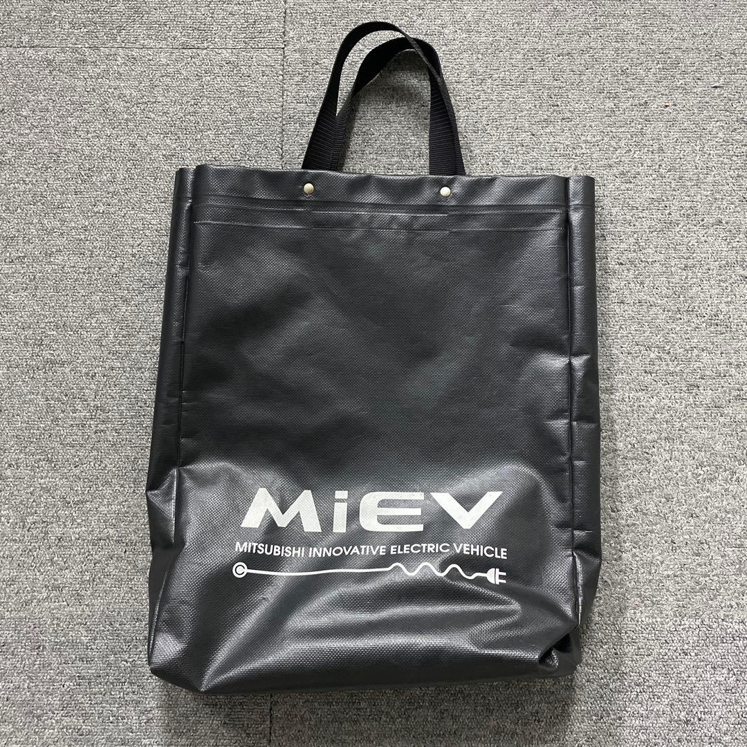 EV充電ケーブル 約5メートル＋約1メートル＋バック