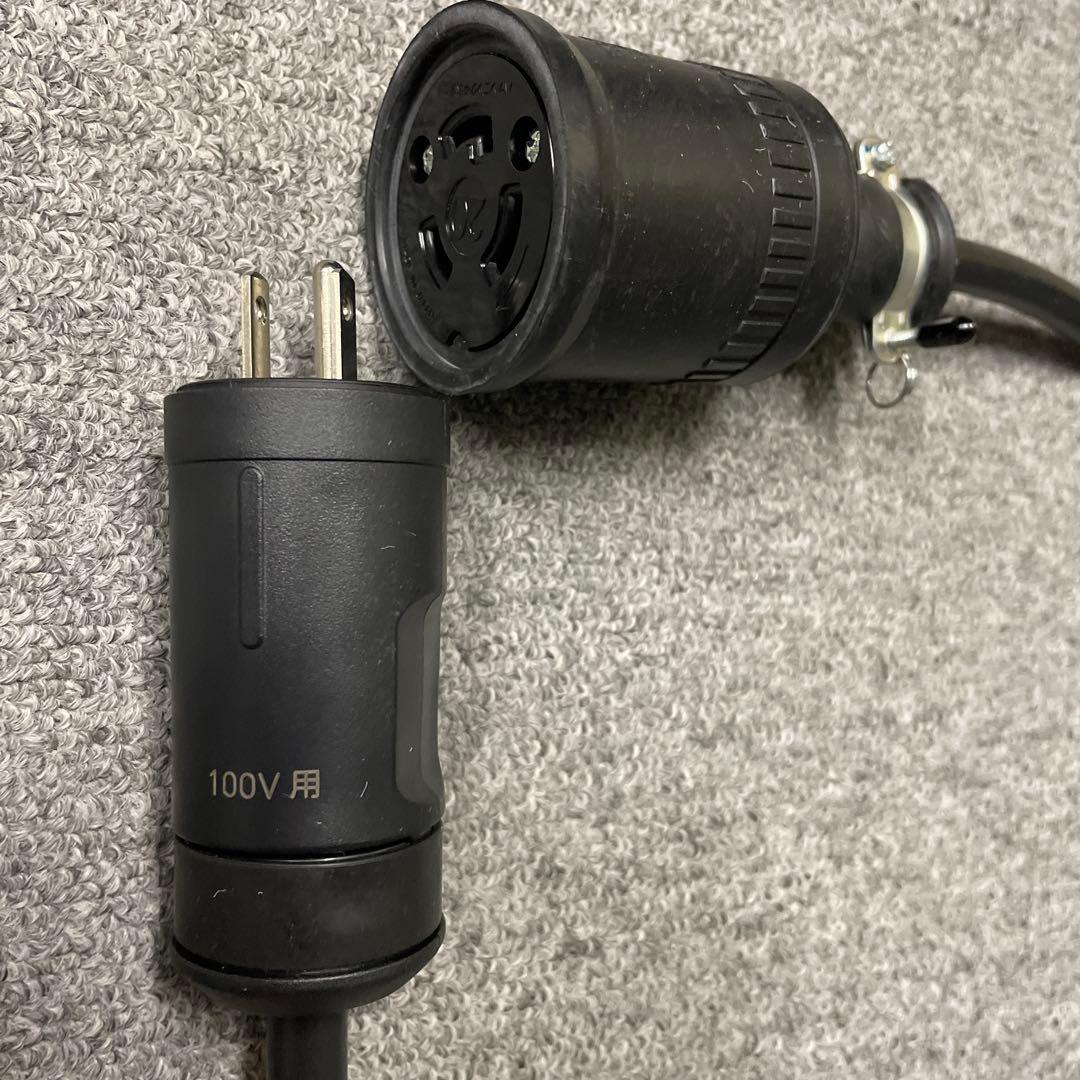 EV充電ケーブル 約5メートル＋約1メートル＋バック