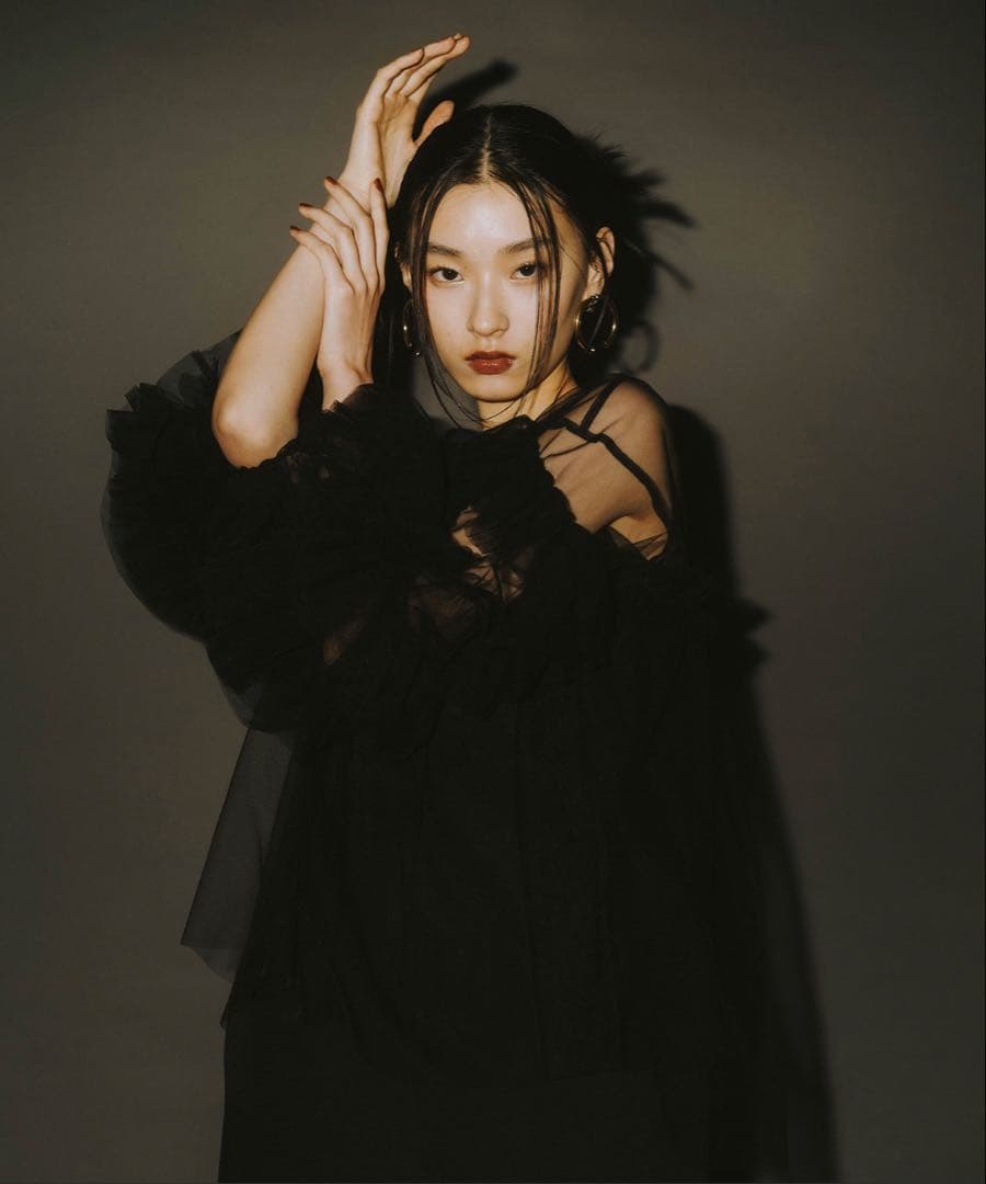 オケージョンドレス: オールインワン×デコラティブチュールトップス