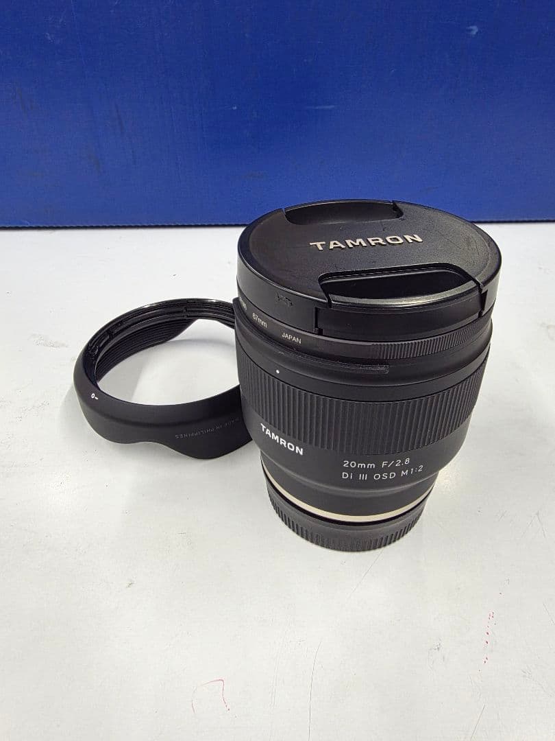 ポットTAMRON 20mm F/2.8 Di III OSD M1:2