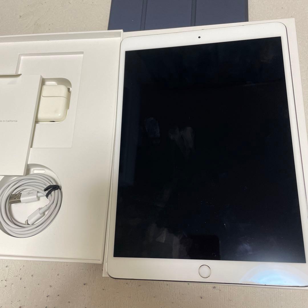 N*h様 Apple iPad Pro 10.5インチ 256GB sim フリ