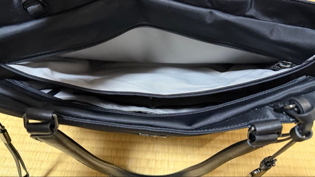 ま*り様 TUMI トゥミ　トートバッグ　VOYAGEUR ヴァレッタ　ミディア