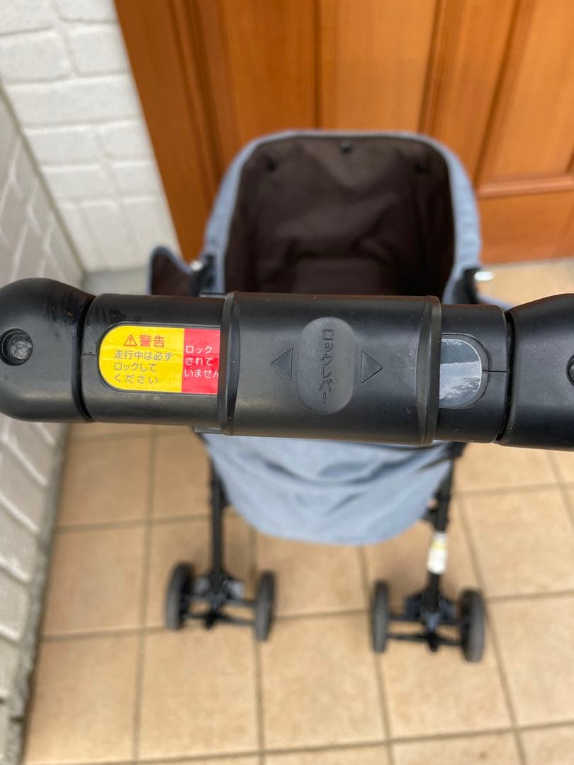 COMPET　コムペット　ペットカート　ミリミリライト　軽量3.9kg　犬用