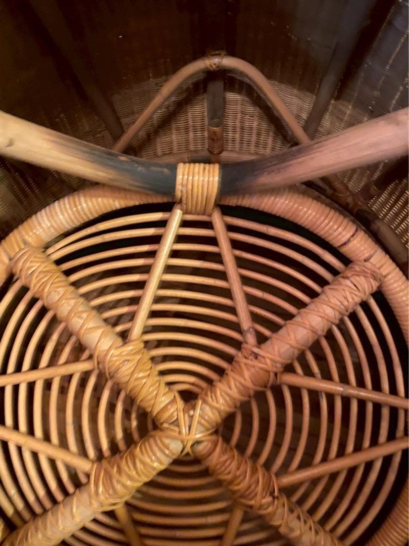 De ラタン椅子④