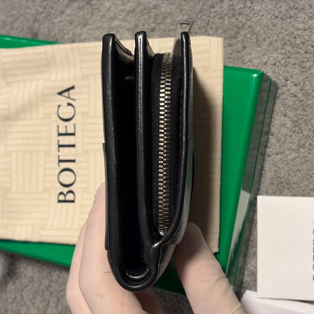 ボッテガ ヴェネタ　bottega veneta カセット 二つ折りウォレット