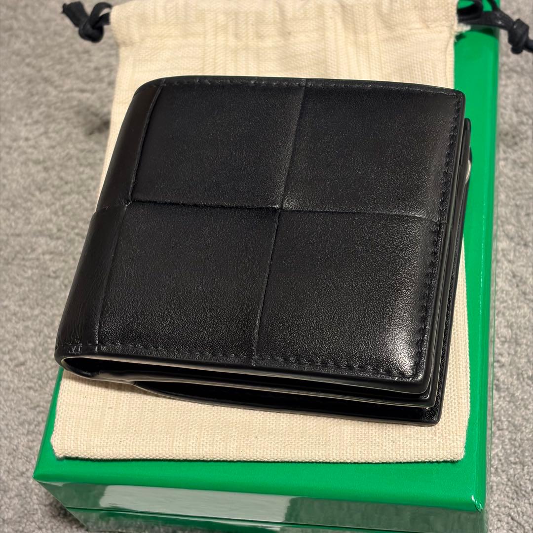 ボッテガ ヴェネタ　bottega veneta カセット 二つ折りウォレット