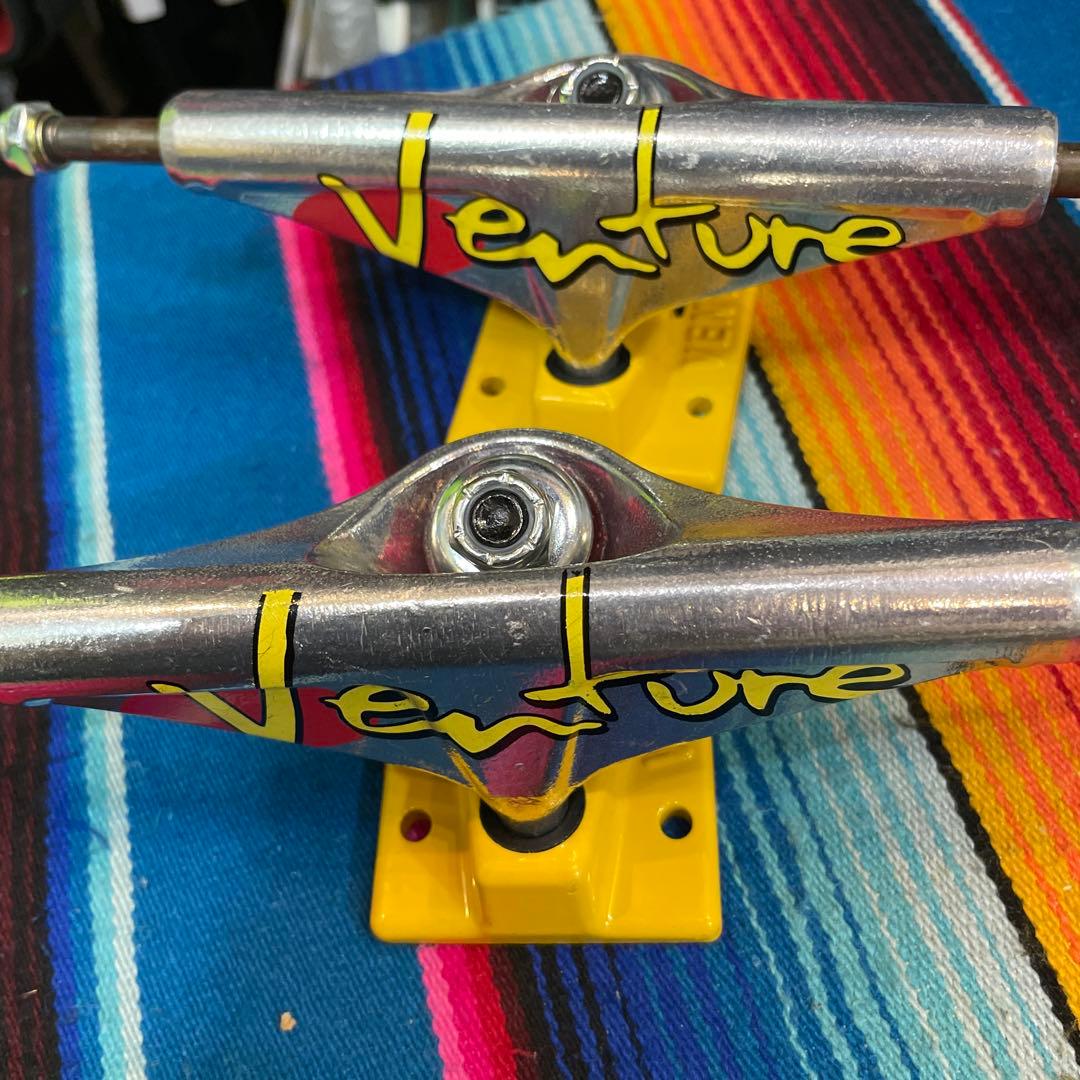 Venture スケートボード トラック シルバー/イエロー5.6