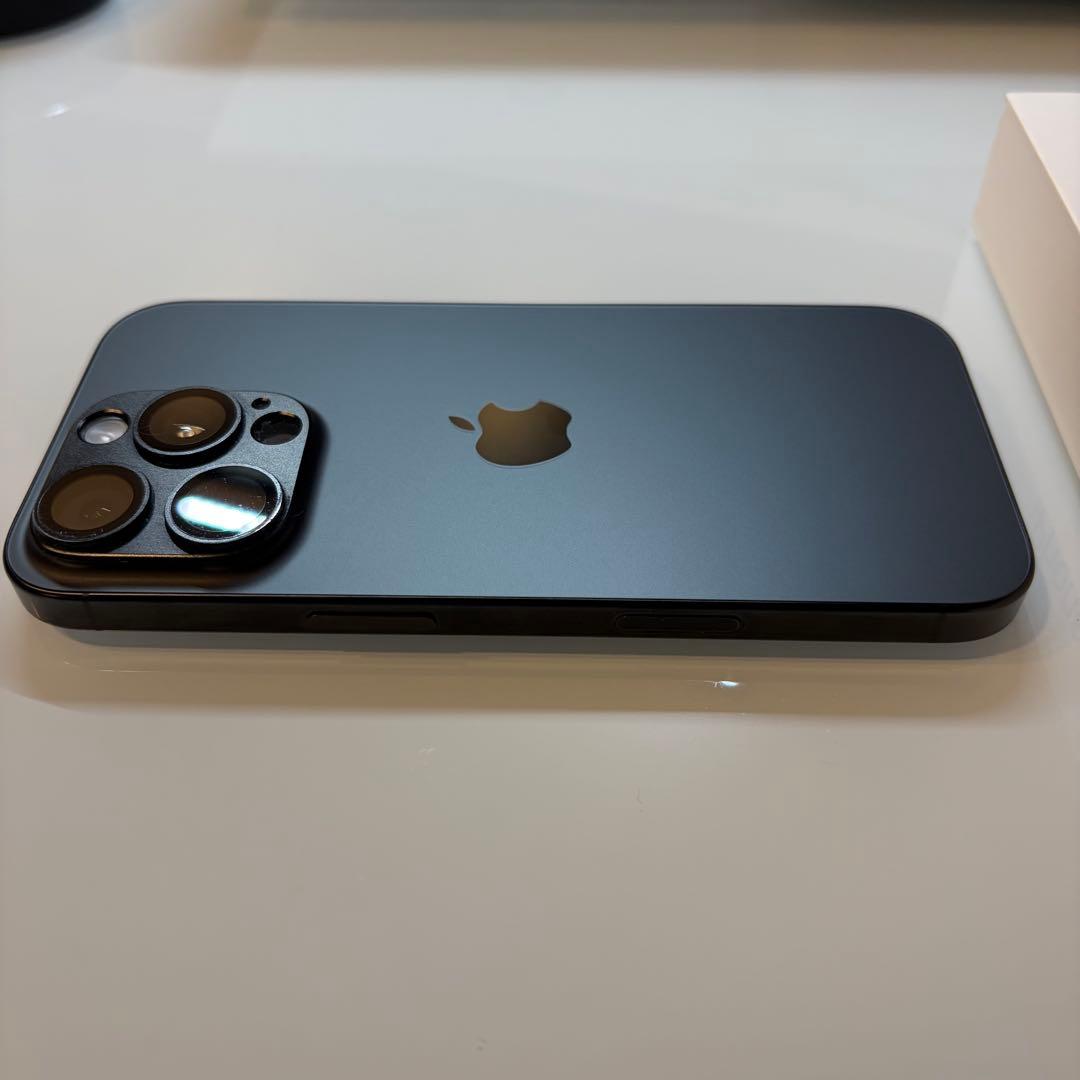 iPhone 16 Pro ブラックチタニウム 256GBバッテリー容量100%