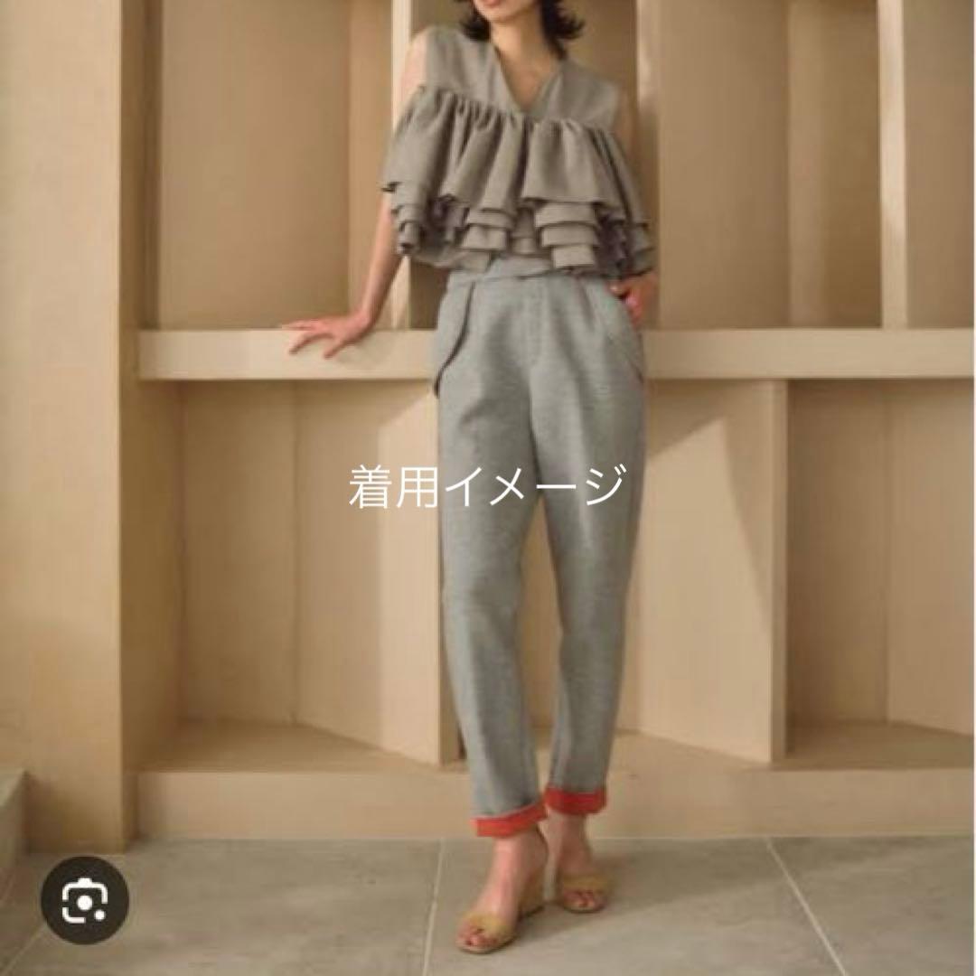 試着のみ！大人気　完売品！cen.ティアードフリルベスト　ブラック