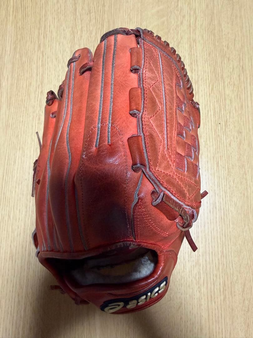 asics 投手用　硬式グローブ