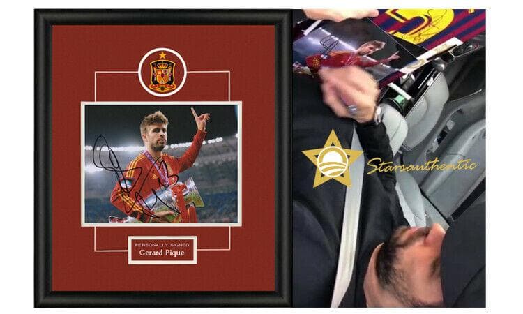 直筆サイン入り写真 ジェラール・ピケ スペイン代表 /フレーム別/SA鑑定済