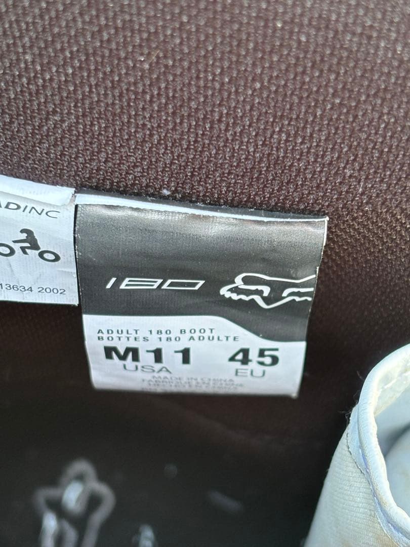 FOX 180 バイクブーツ ホワイト/ブラック