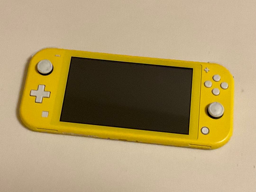 Nintendo Switch Lite イエロー　動作品　本体　充電器付き