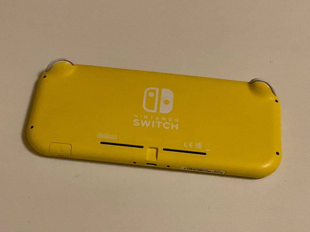 Nintendo Switch Lite イエロー　動作品　本体　充電器付き