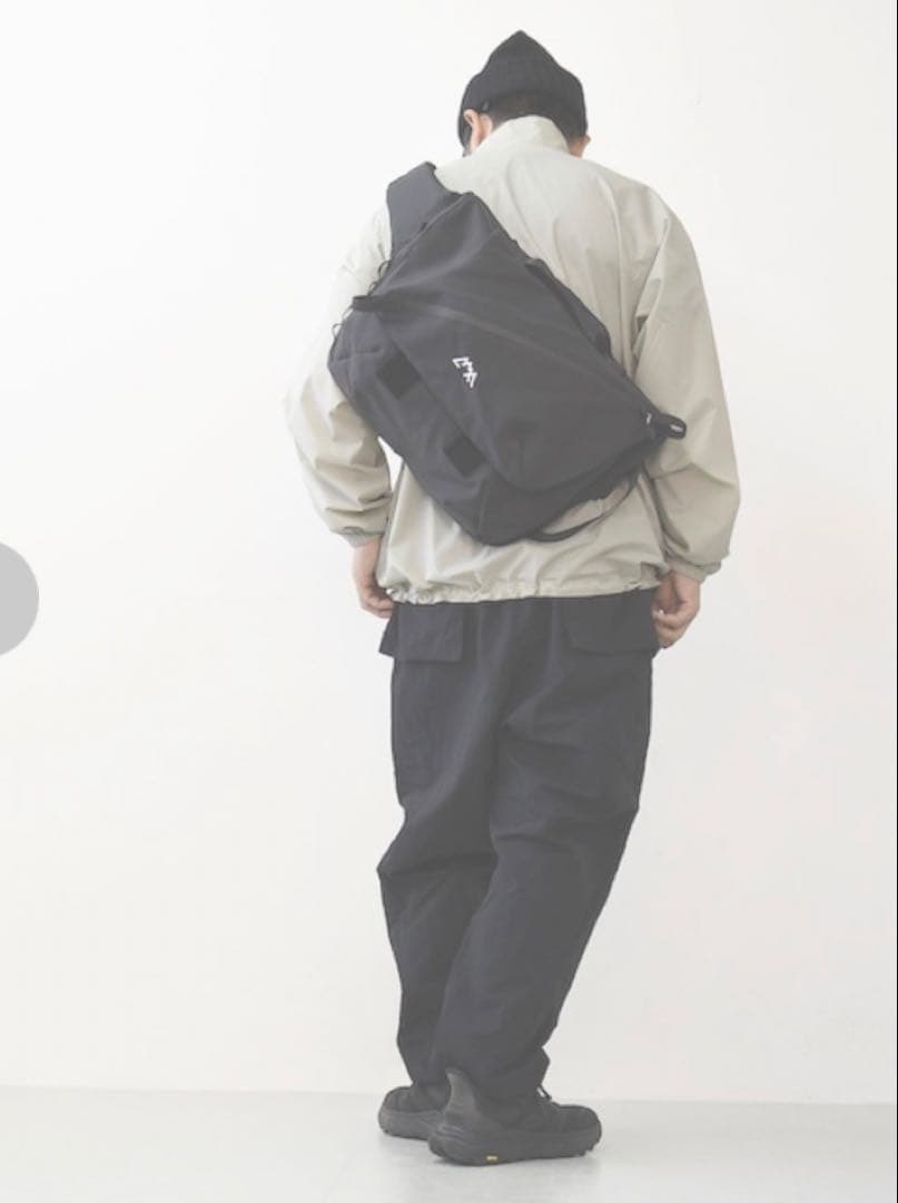 バッグ CMF OUTDOOR GARMENT MESSENGER BAG