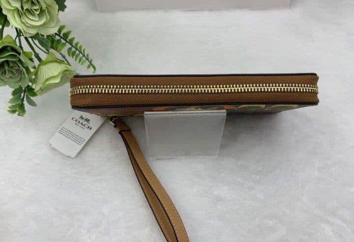 新品未使用コーチ長財布レインボーレディースメンズシグネチャー送料無料即日発送
