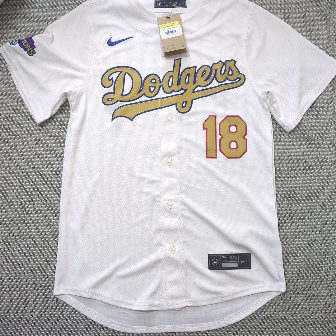 ドジャース 山本由伸 ユニフォーム