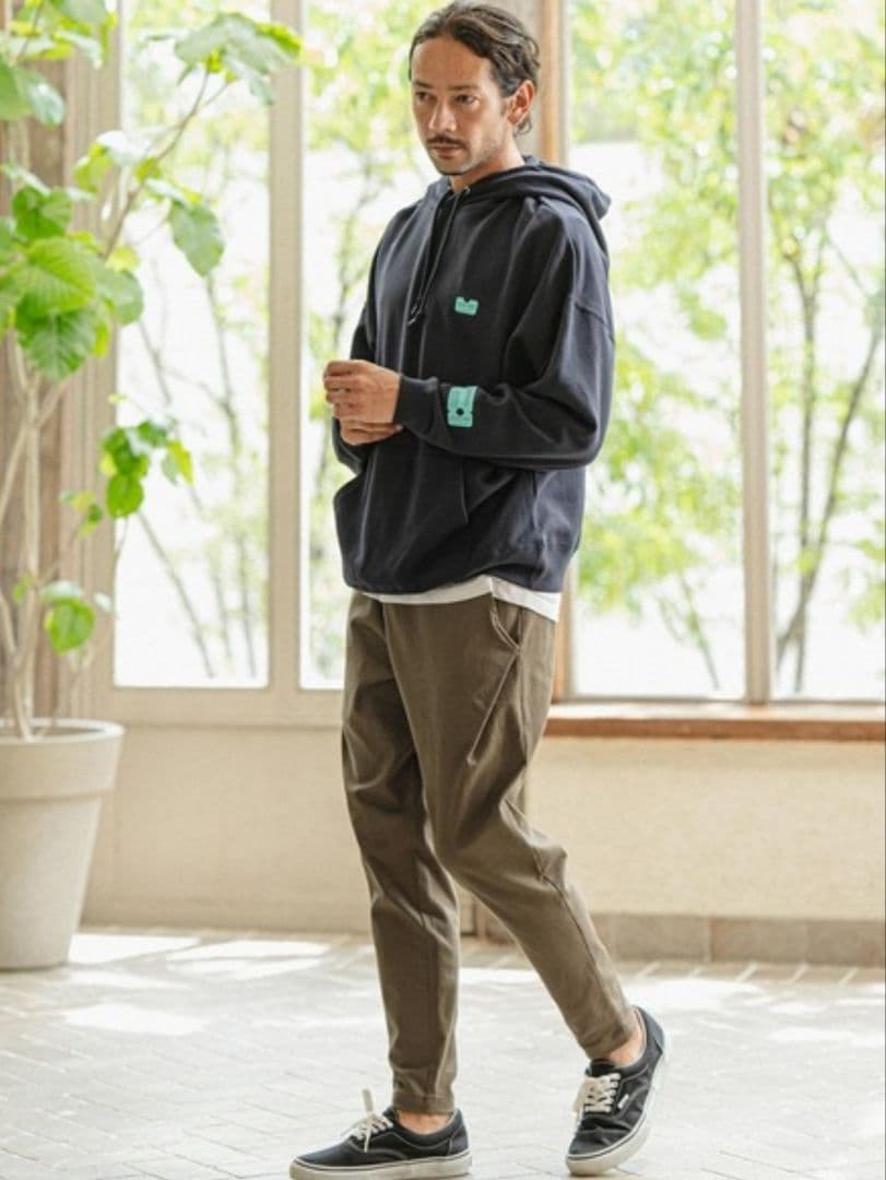 CAMBIO サルエルテーパードパンツ オリーブ色