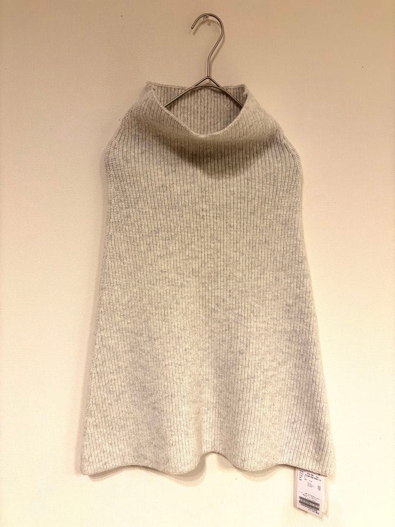 新品　AP STUDIO　リブニットケープ　ホワイト　スヌード