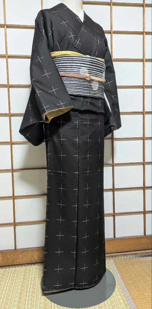 未使用美品 大島紬 十字絣 丈163 裄66.5