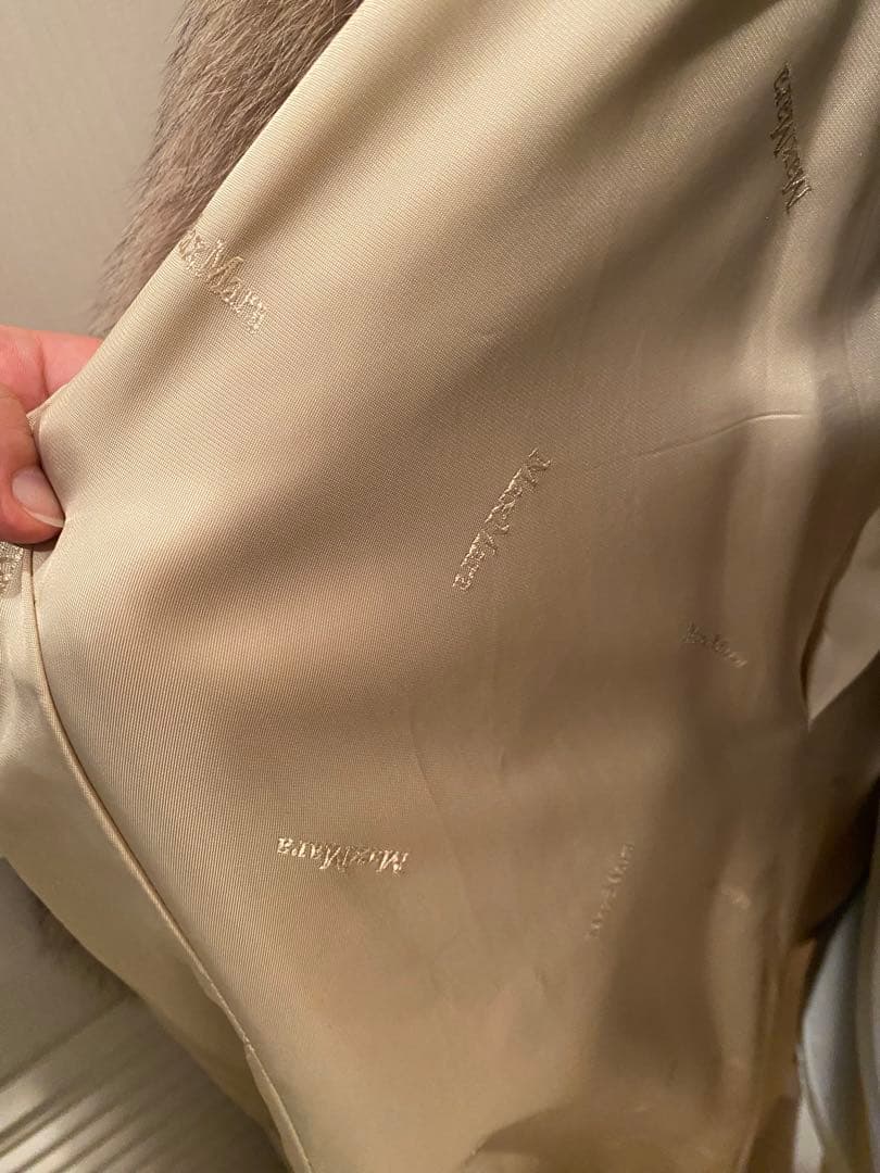 MaxMara ベージュファー付きロングコート